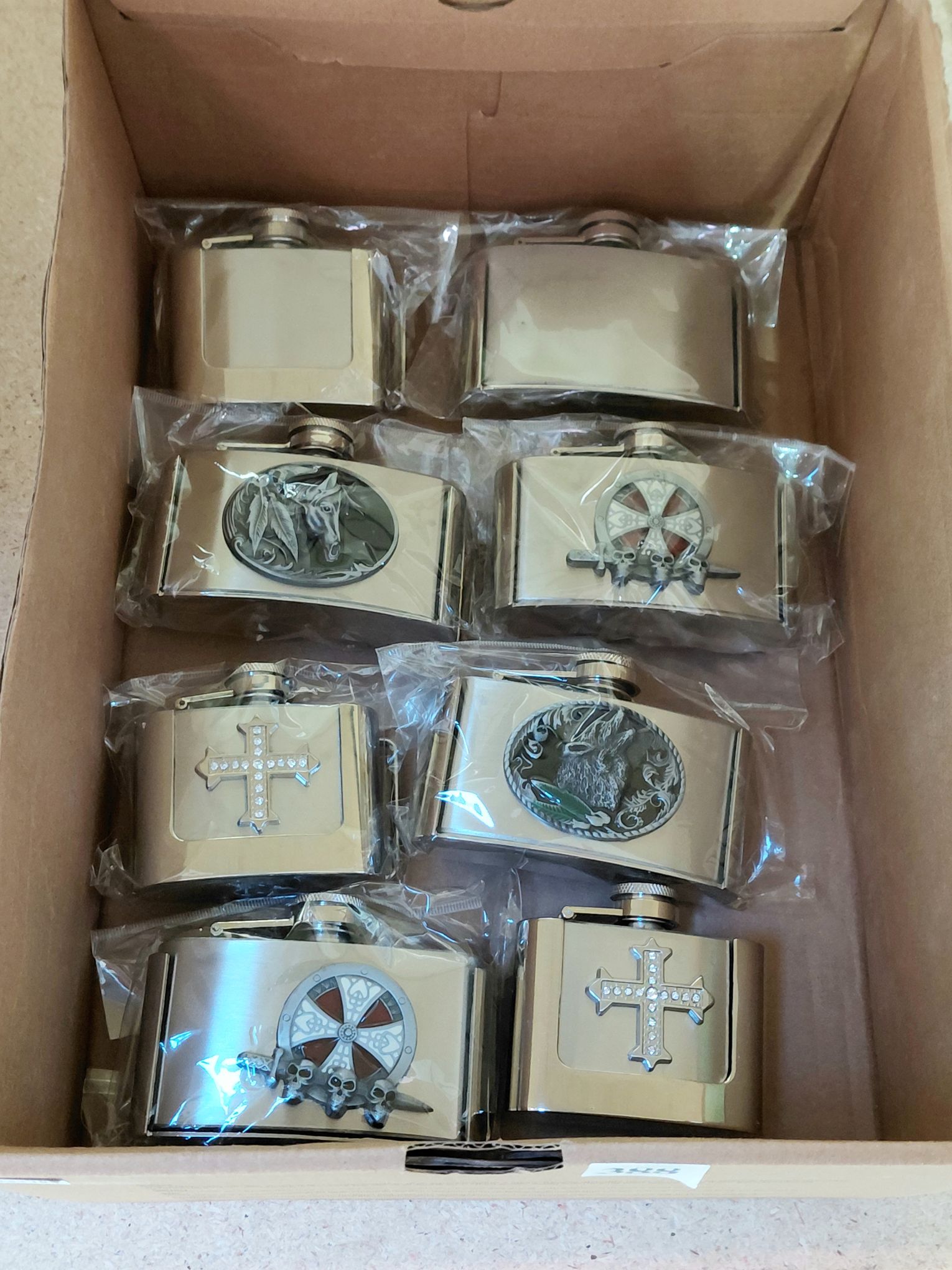 388 · MODERN BELT FLASK COLLECTION