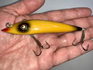 Sold at Auction: 4pc Vintage Musky Spinning Lures