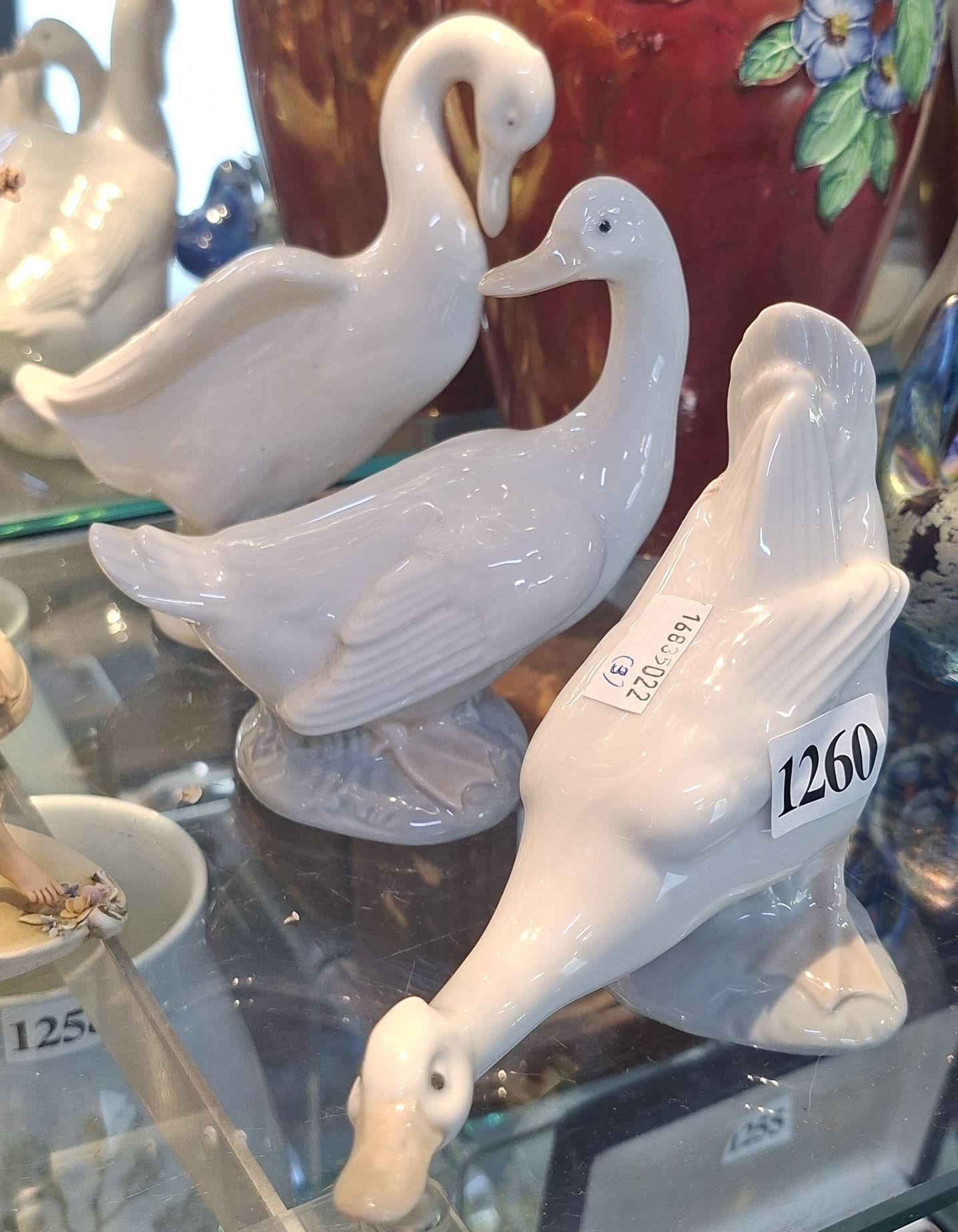 1260 · NAO GEESE FIGURINES