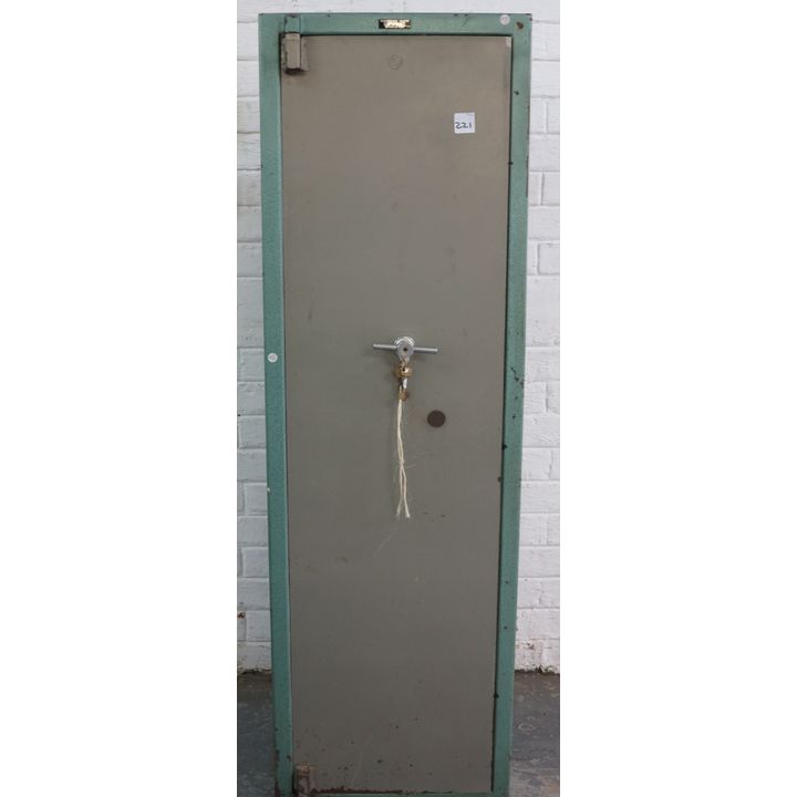 GUN SAFE