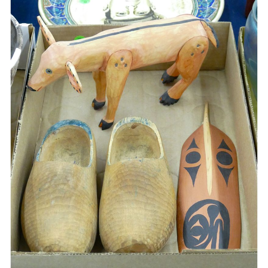 Box Folk Art Wood Carvings