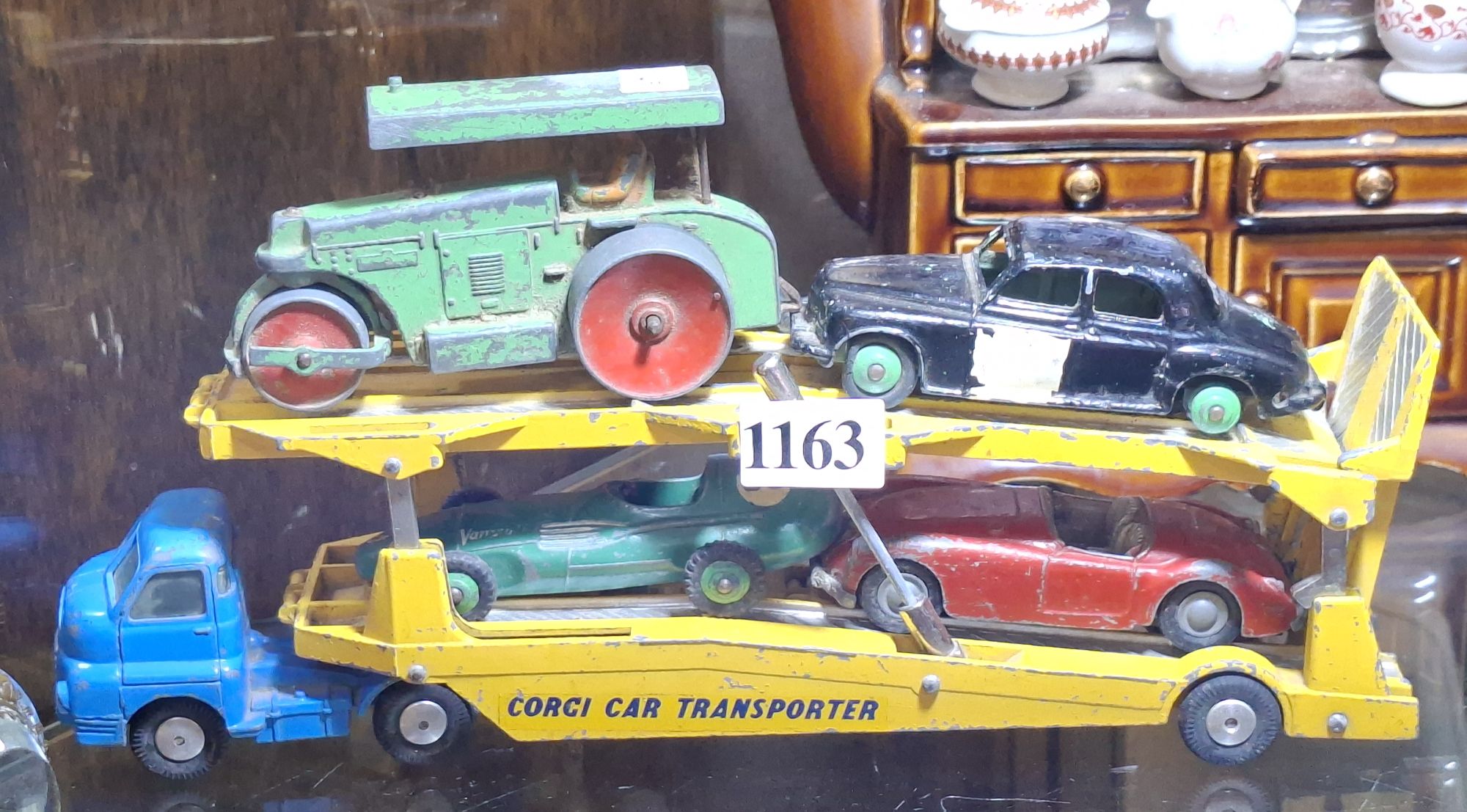 COLLECTION OF DINKY TOYS