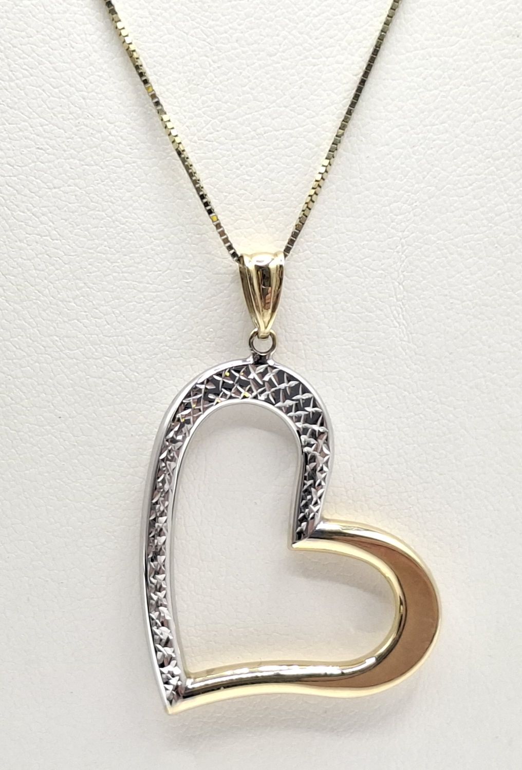 10ct Gold Pendant And Chain