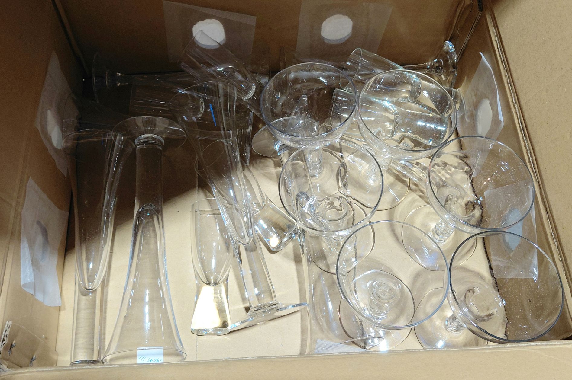 410 · SCANDINAVIAN WINE AND LIQUOR STEMS