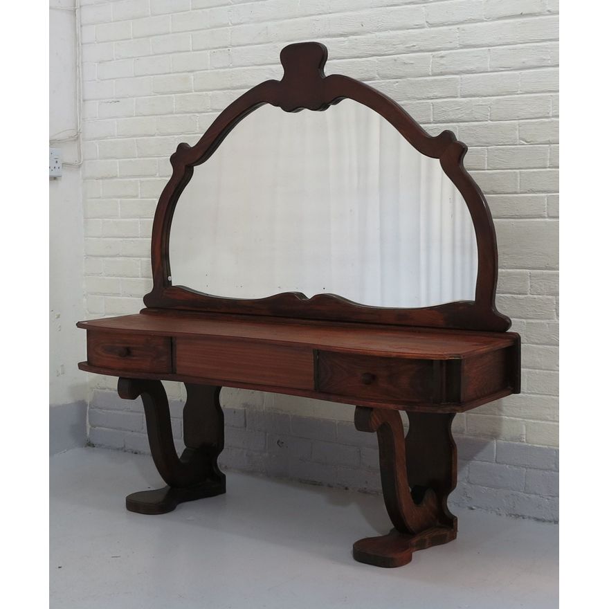 DRESSING TABLE