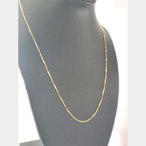 YELLOW GOLD SQUARE TUBE LINK NECK CHAIN