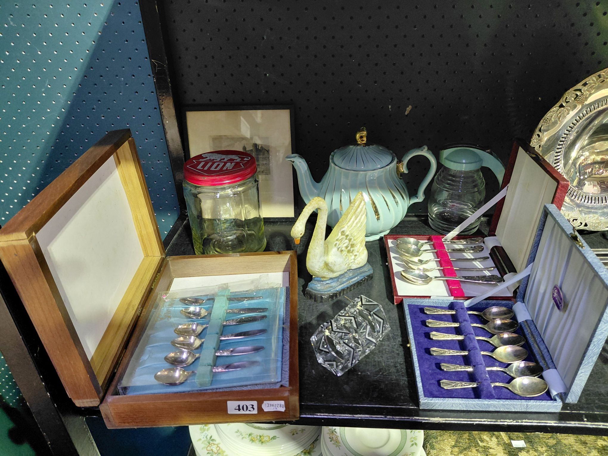 403 · HOMEWARES GROUP LOT