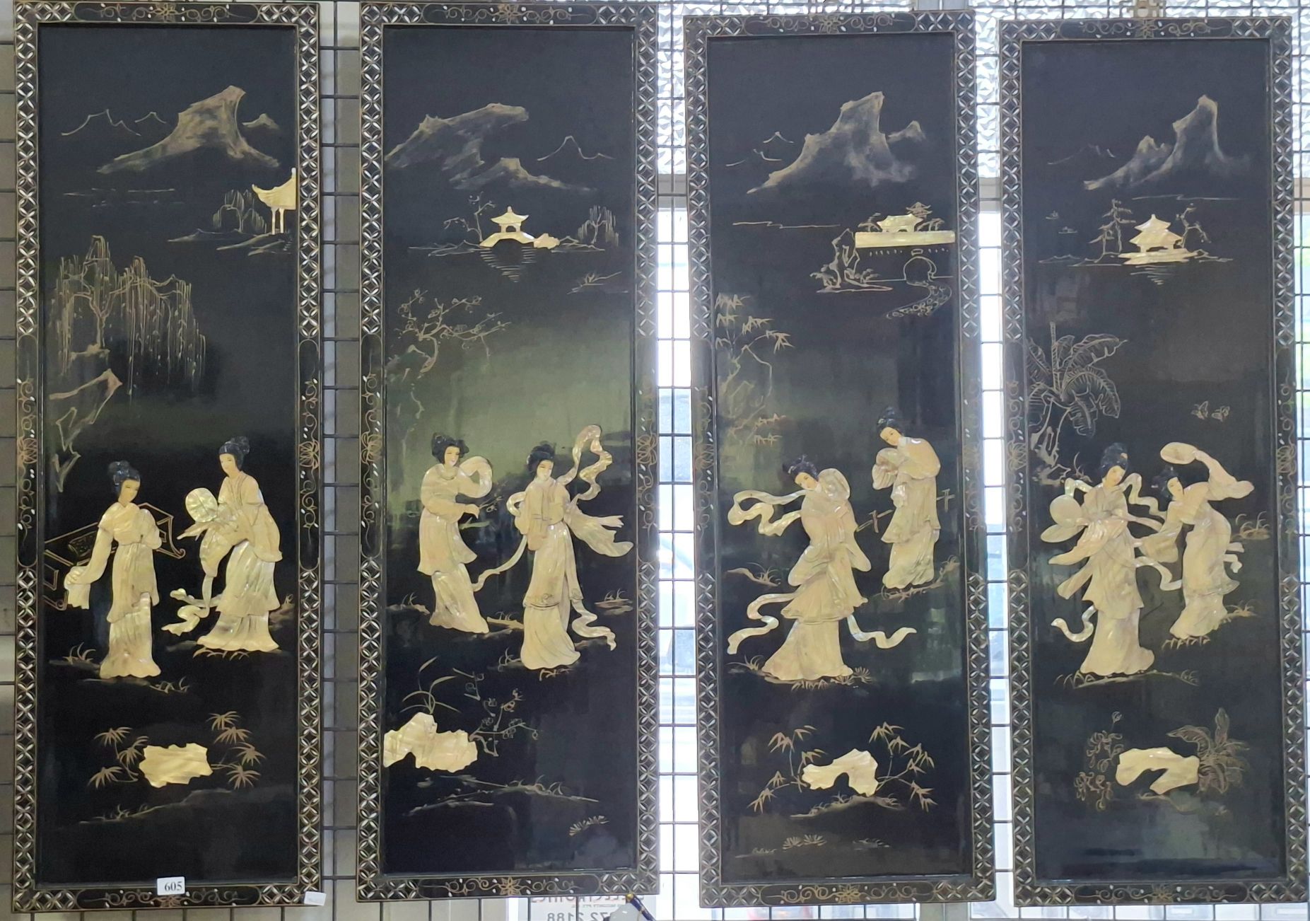 Set Of 4 Oriental Plaques