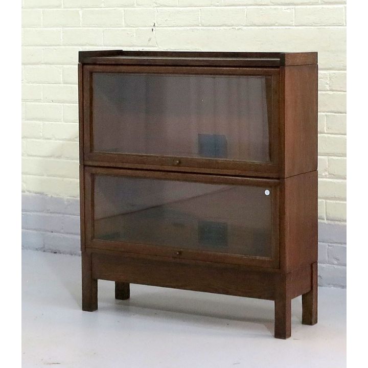 EARLY 20TH CENTURY GLOBE WERNICKE STACKING BOOKCASE