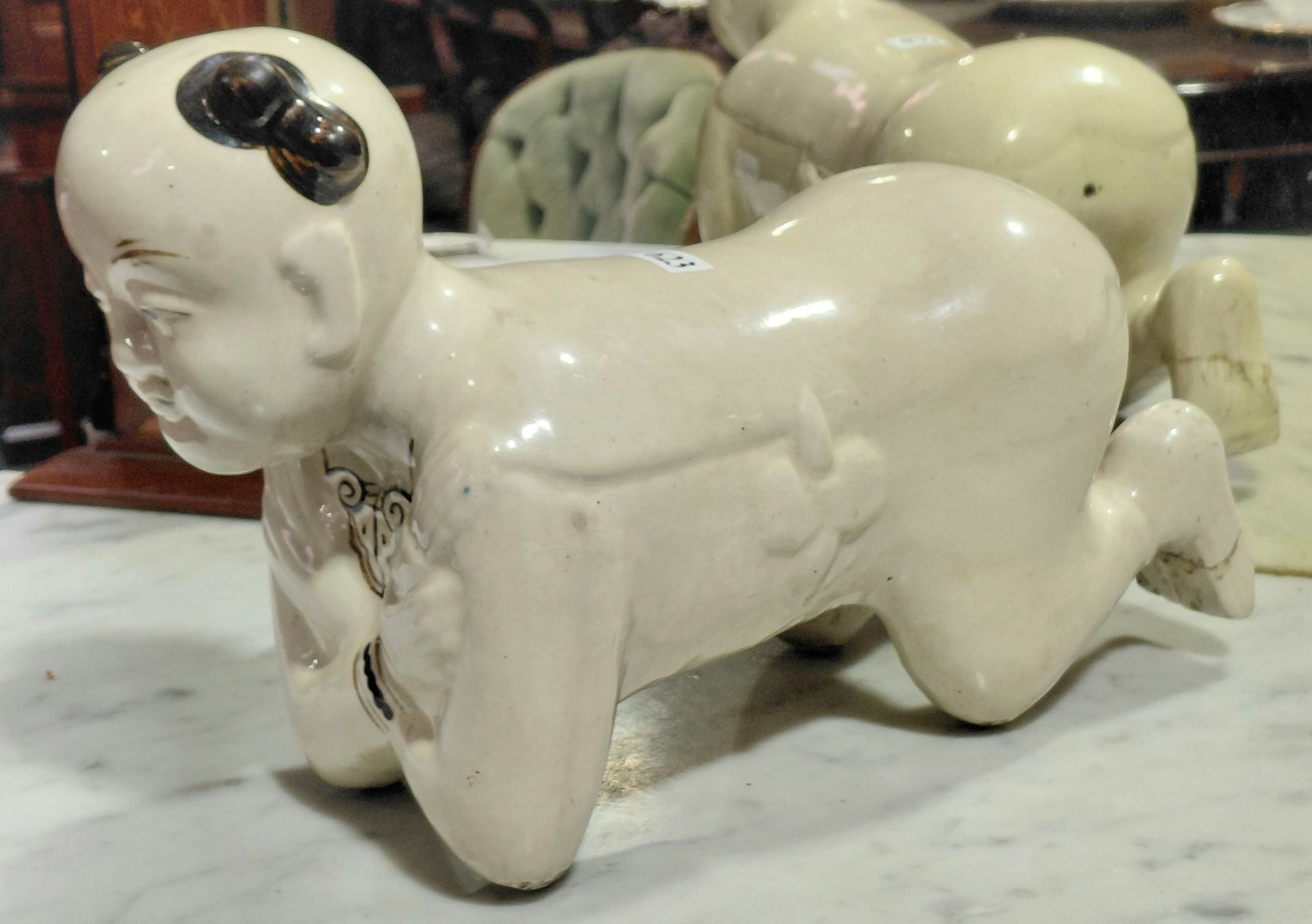 CHINESE 19TH CENTURY POTTERY PILLOW