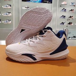 ANTA SHOCK THE GAME 5 BASKETBALL SHOES(OUT DOOR COURT) WHITE/BLUE UK8.5 - 52055/9554