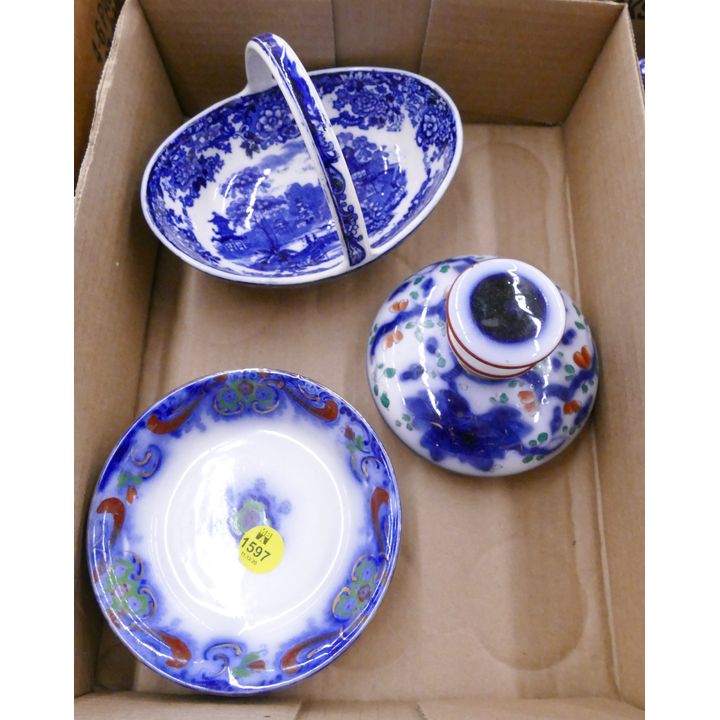 Box Wedgwood Chinese Blue Transferware Basket Etc