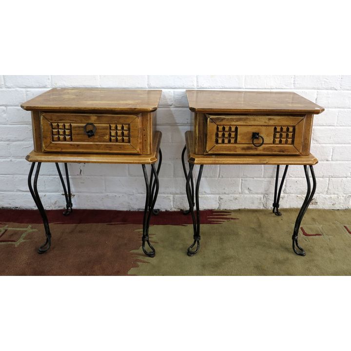PAIR OF PEDESTALS