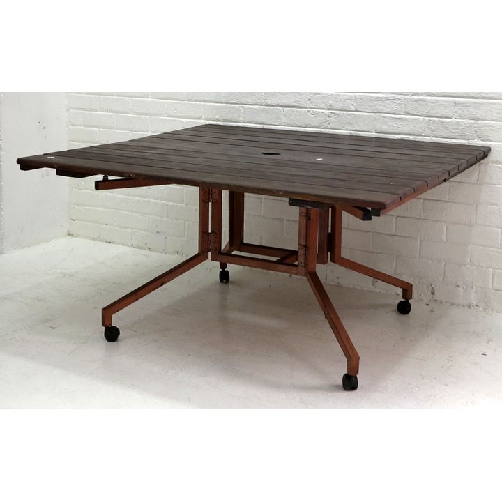 STEEL BASE FOLDING GARDEN TABLE