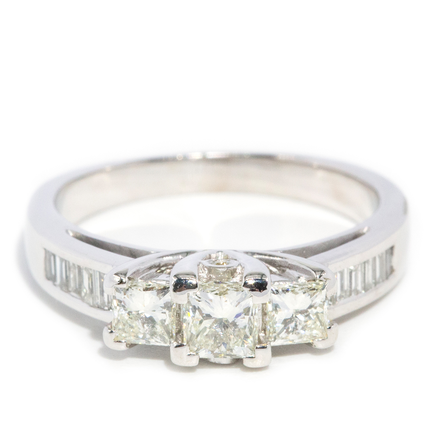 0.64 Carat Diamond Ring in 18ct White Gold