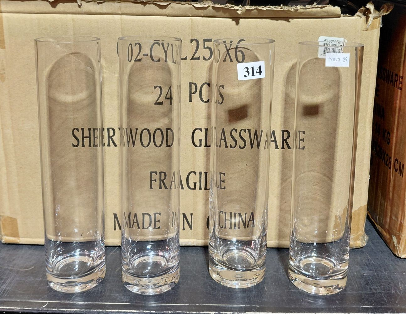 314 · FLORISTS GLASS VASES