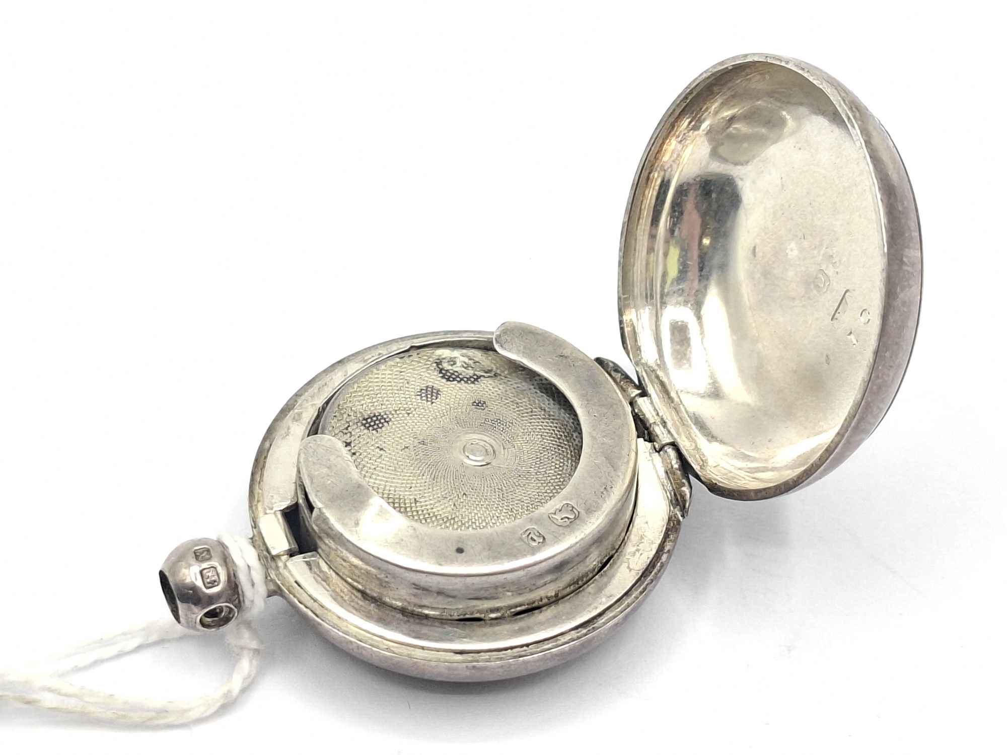 STERLING SILVER SOVEREIGN CASE