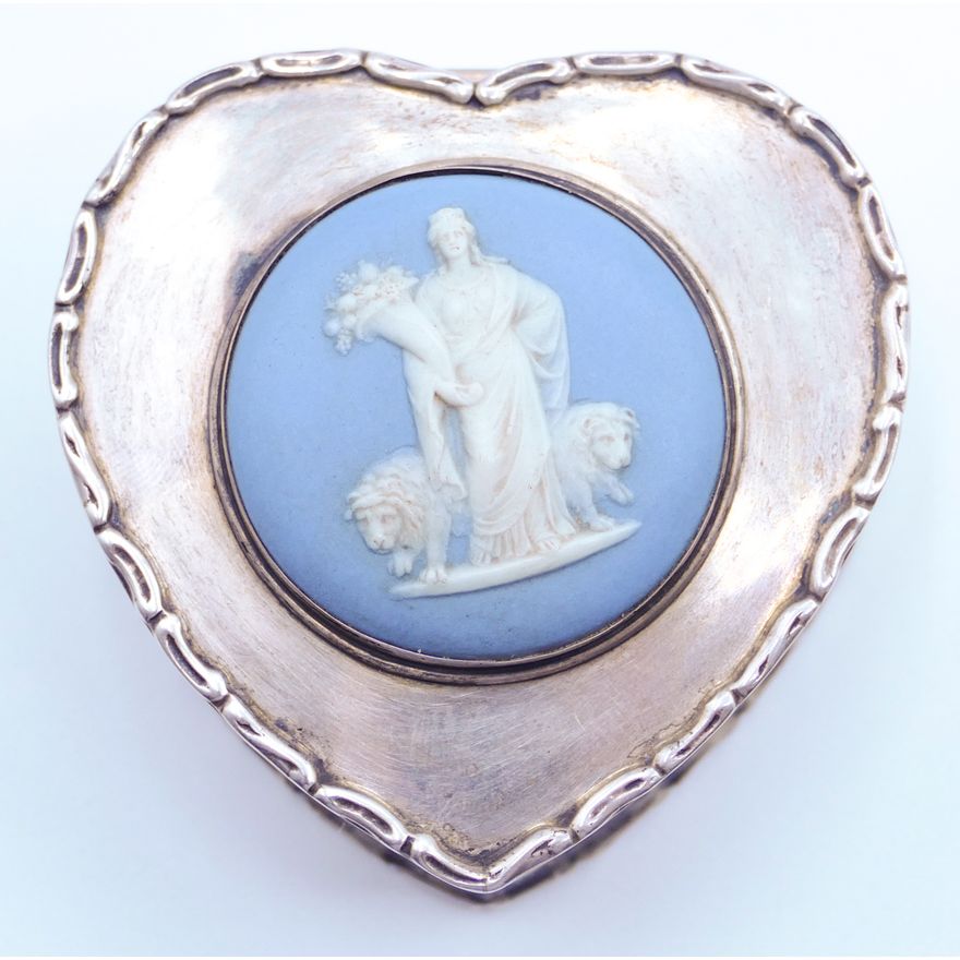English Sterling Jasperware Heart Shaped Box 3'' - 102 Grams