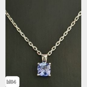 0.72CT TANZANITE WHITE GOLD PENDANT WITH 2.7GRAM WHITE GOLD CHAIN