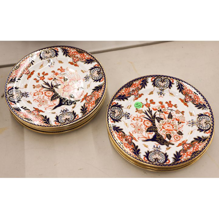 Set 12 Royal Crown Derby ''Imari'' Porcelain Plates 9.5''