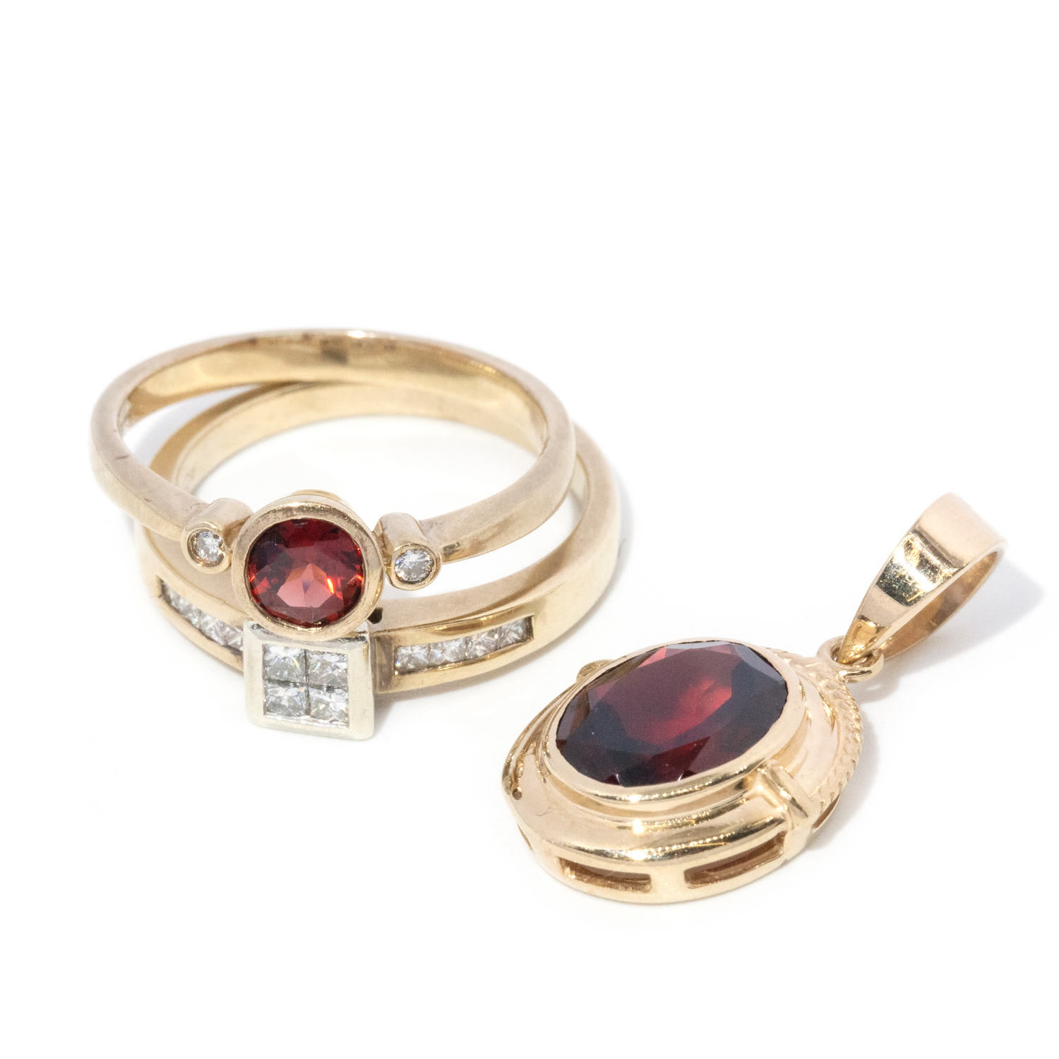 9ct Rings and Pendant