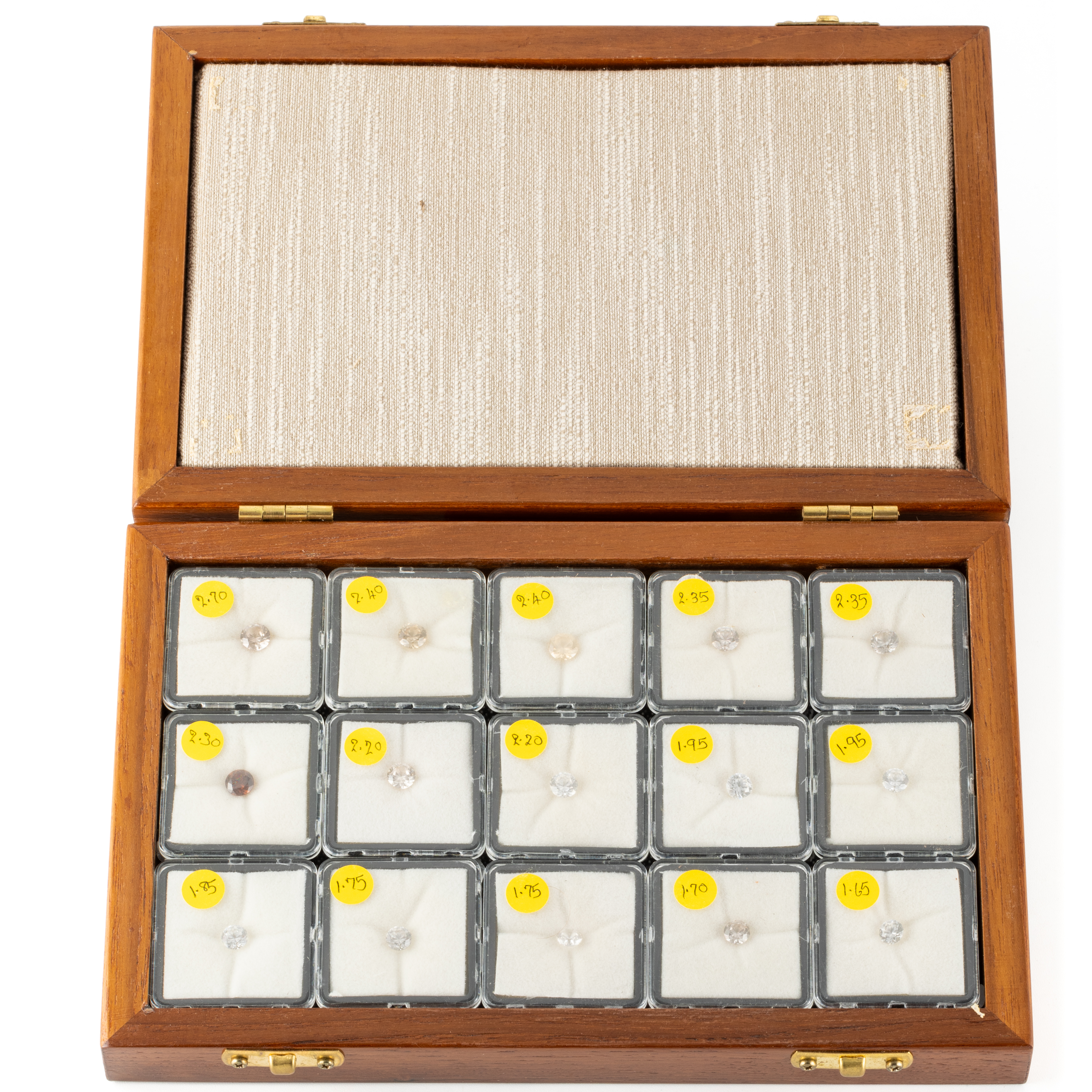 327 · Lot of 15 Natural Zircons