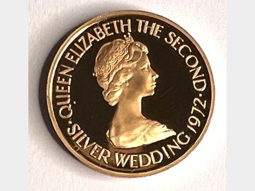 1972 JERSEY ELIZABETH II SILVER WEDDING ROYAL ARMS GOLD 25 POUND