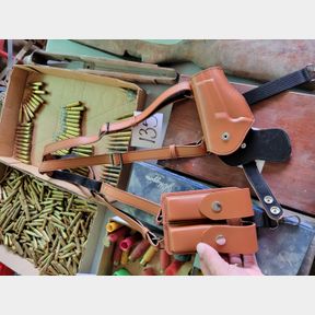 Leather automatic pistol shoulder harness holster