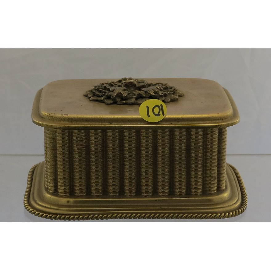 A MID 20TH CENTURY BRASS BOX,