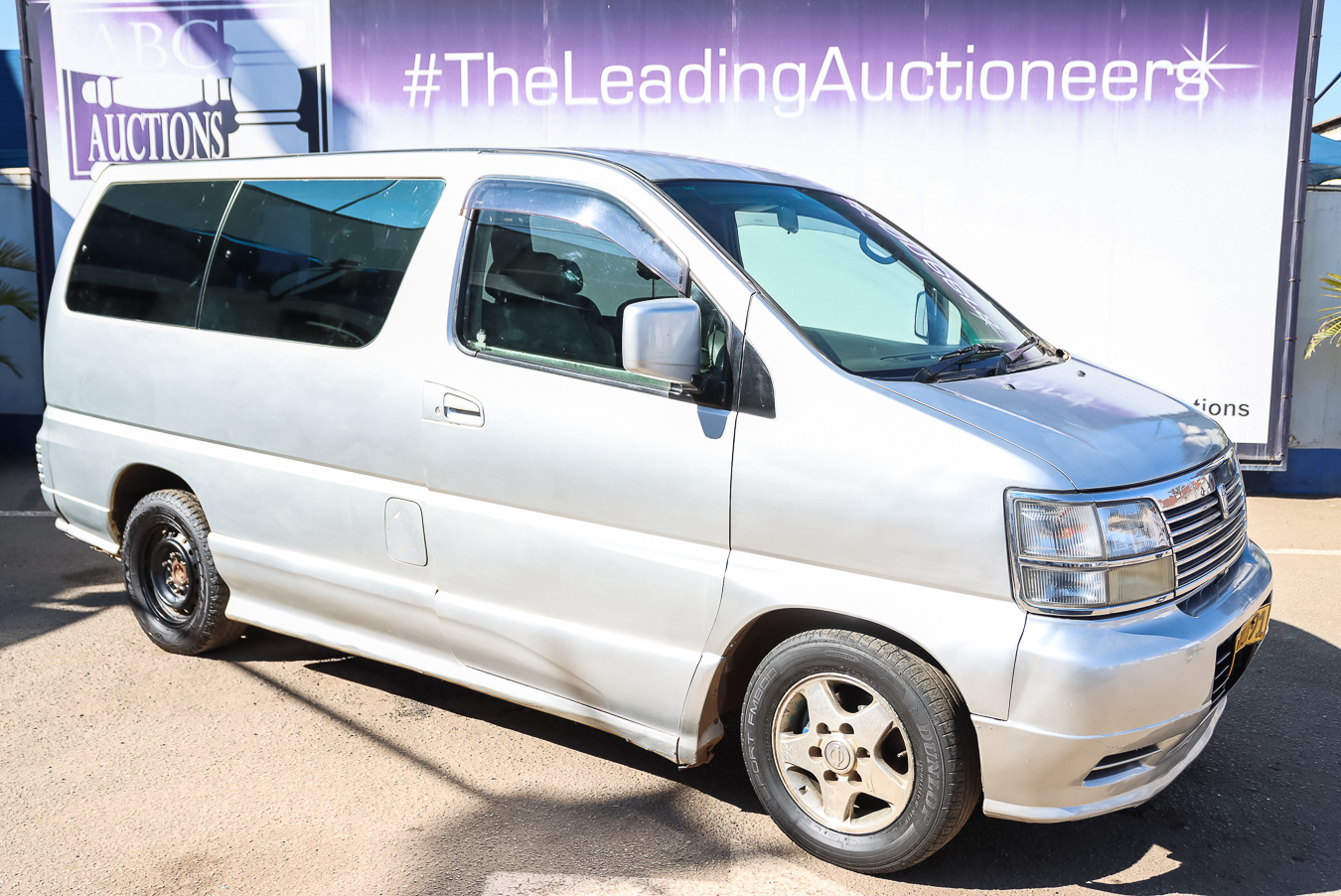 Nissan elgrand 3