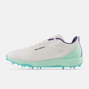 New Balance Men s CK10V5 Cricket Shoes White/Cyber Jade/Dark Mercury White/Cyber Jade/Dark Mercury Men UK 9 |