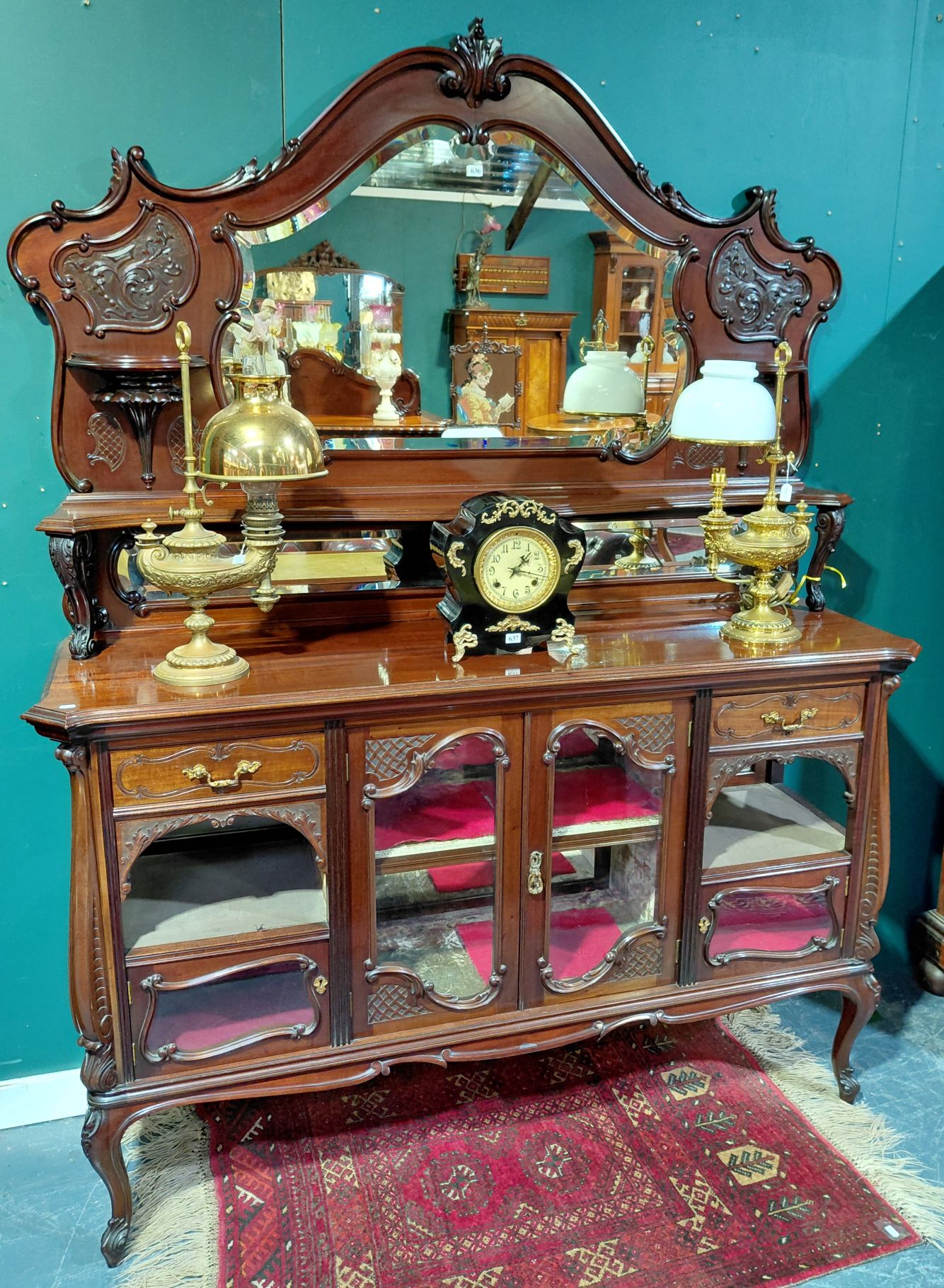 636 · PARLOUR CABINET