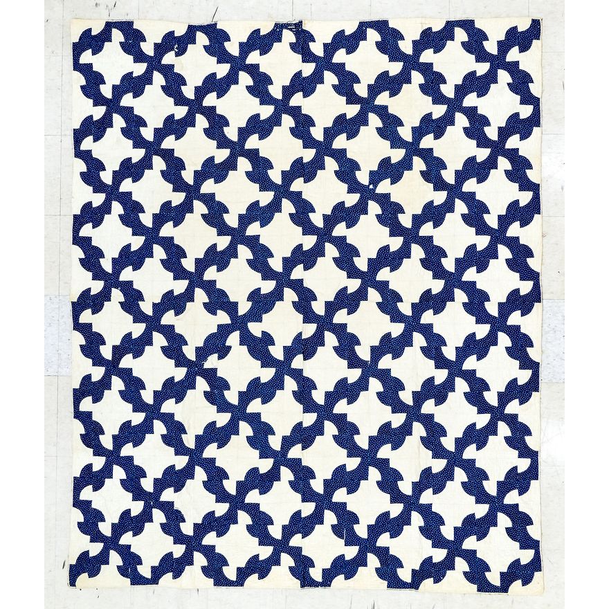 Drunkard's Path Blue & White Quilt