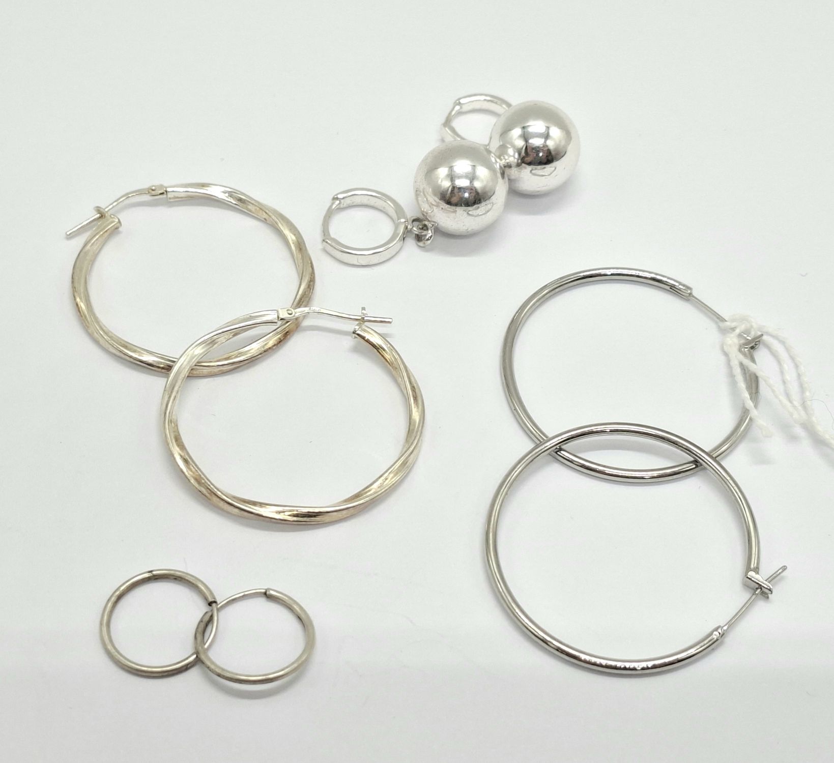 1054 · STERLING SILVER EARRINGS