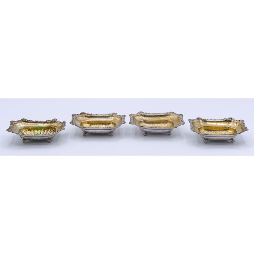 Set 4 Antique Russian Silver Footed Salts 3'' - 68 Grams TW