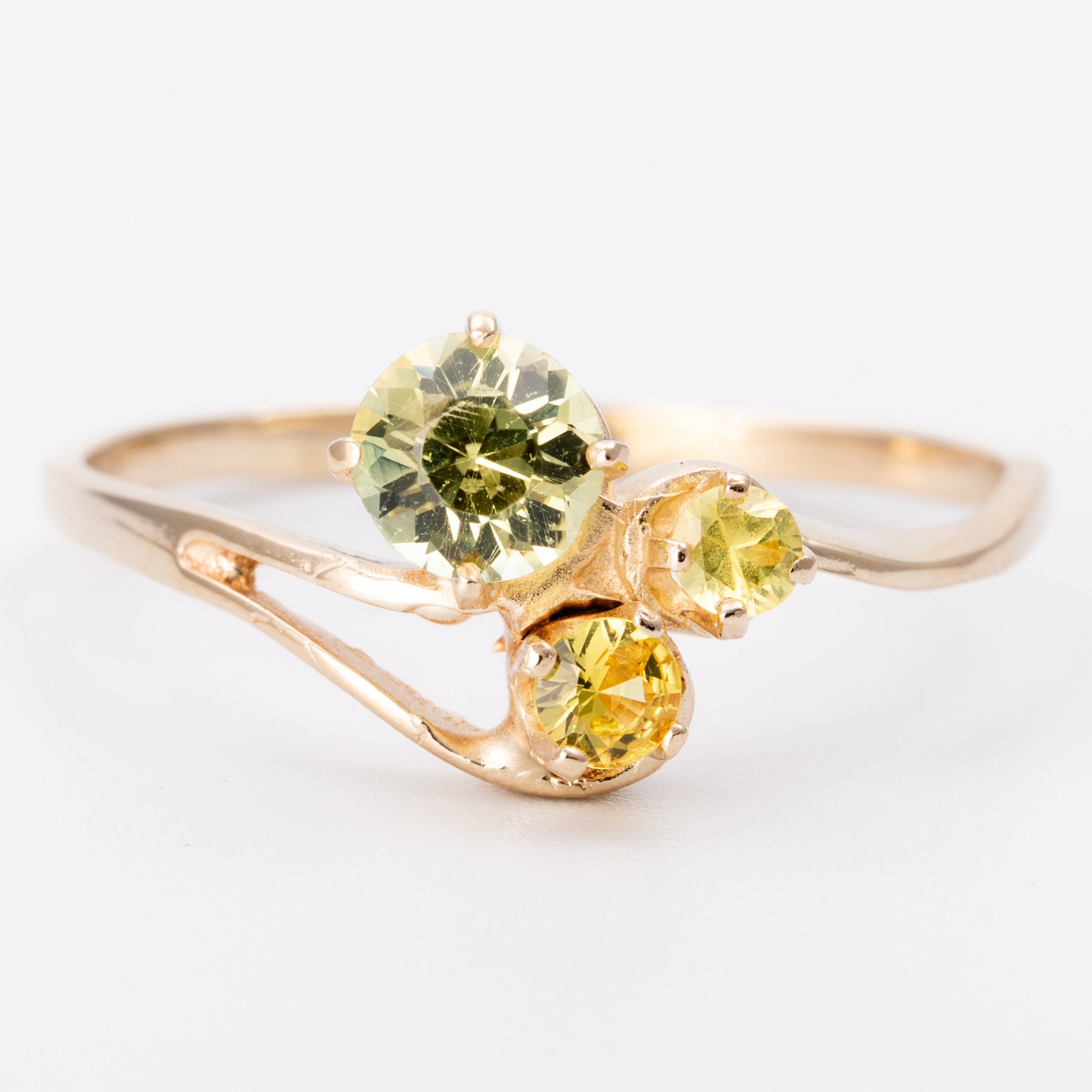331 · Green & Yellow Sapphire Ring 9ct Gold