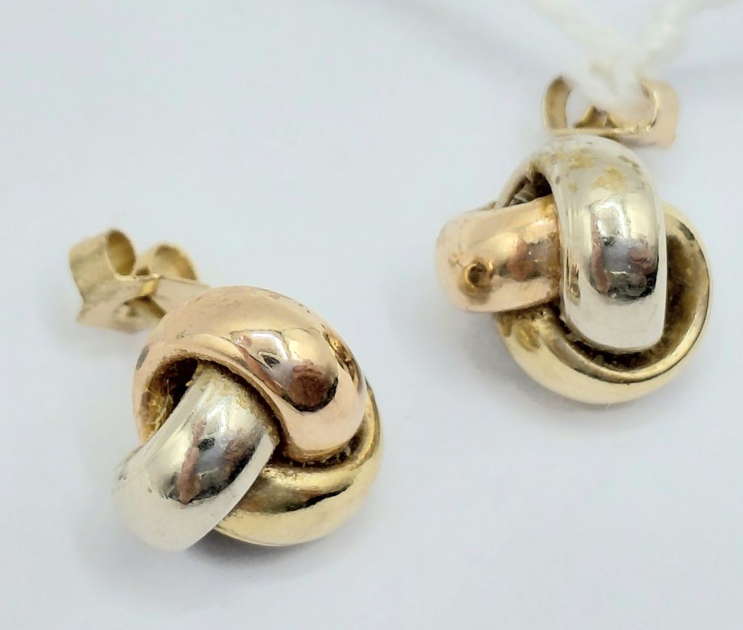 9ct Pair Of Knot Earrings