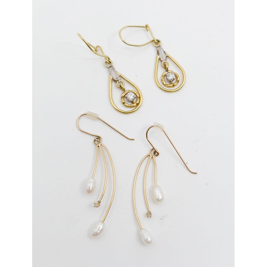 2 Pairs Gold Dangle Earrings. 1 Pair 18K (1.34g TW) and 1 Pair 14K (3g TW)