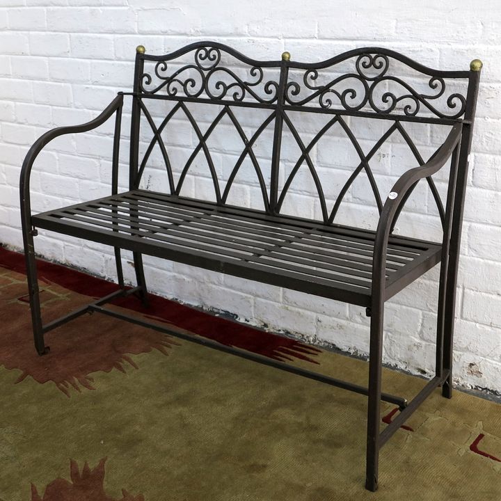 METAL BENCH