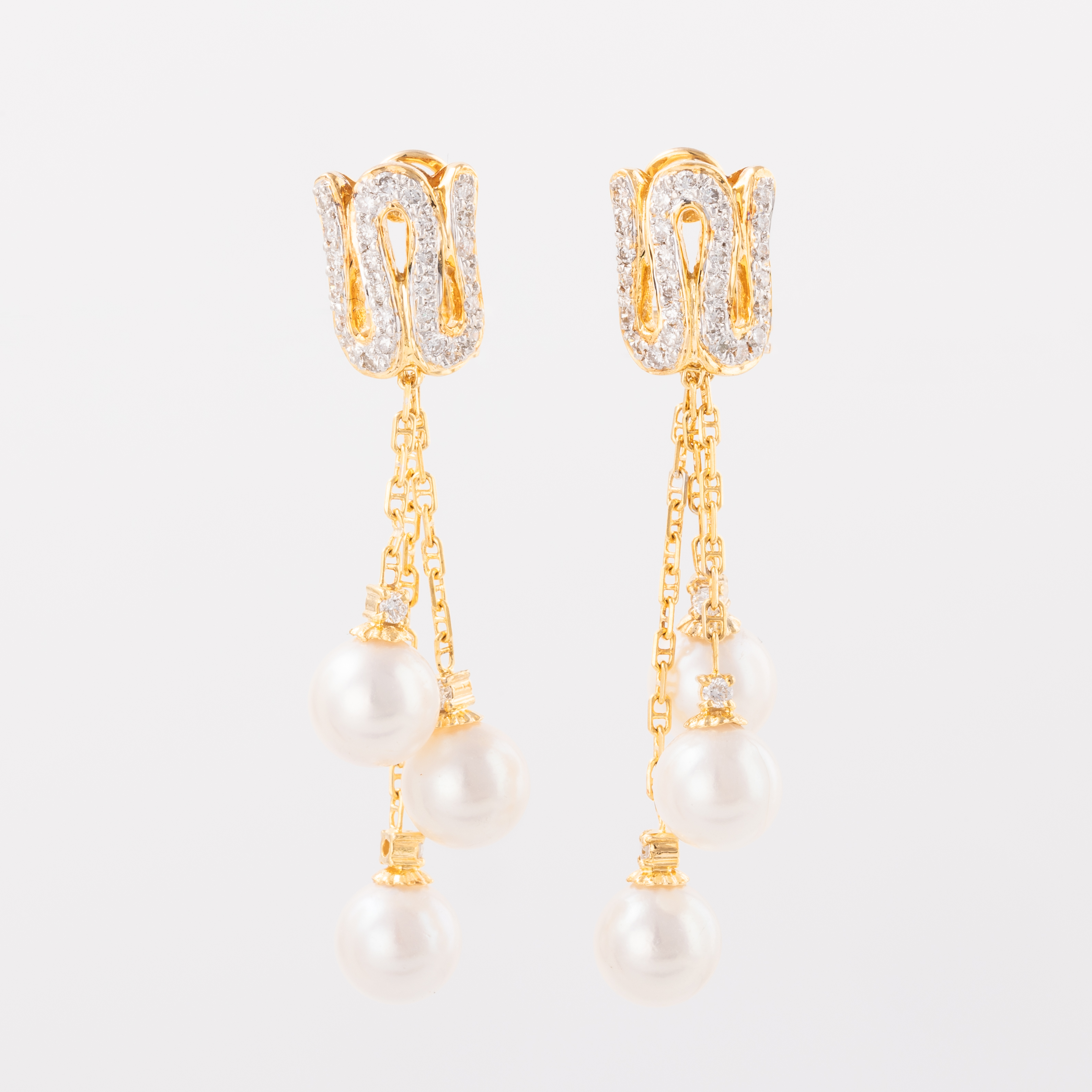 Diamond & Pearl Drop Earrings 18ct Gold