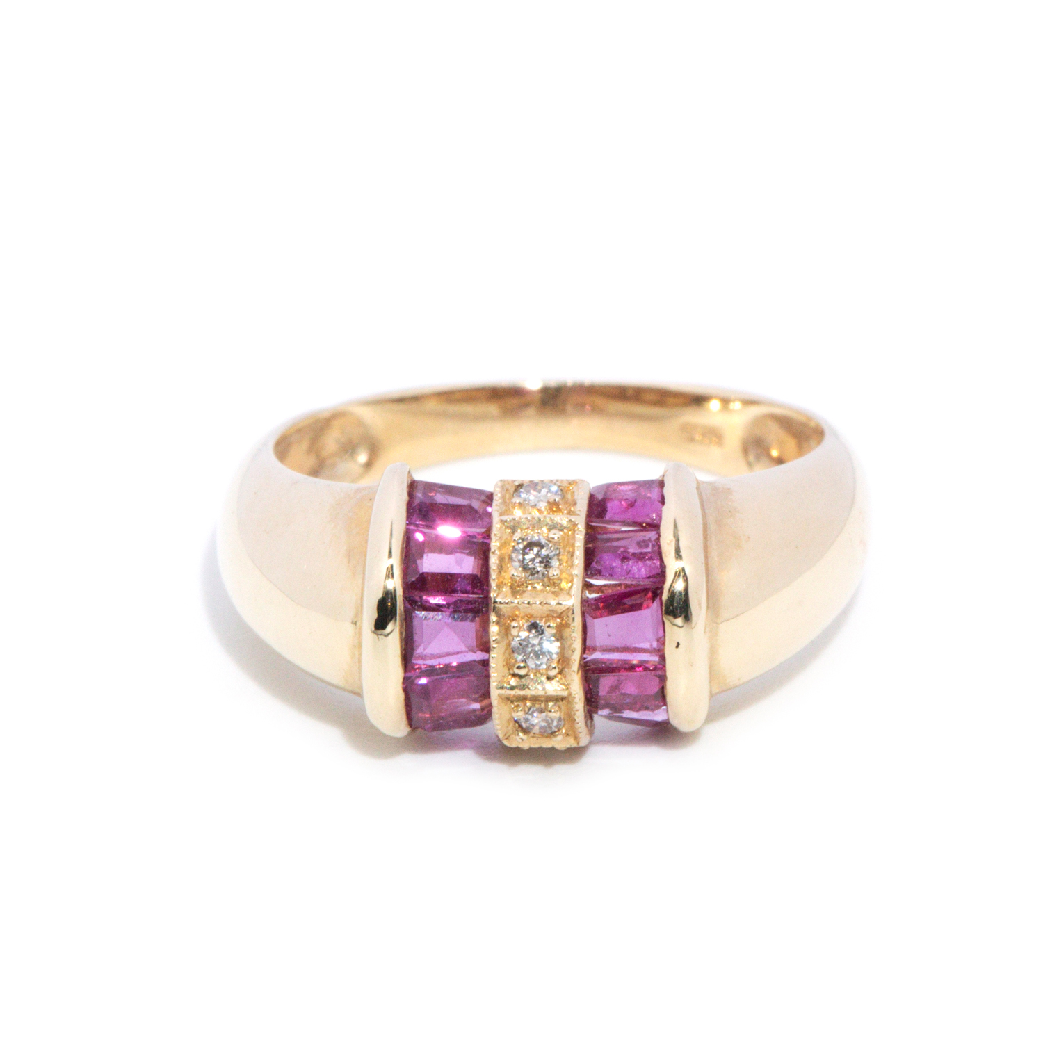 Vintage Ruby & Diamond 18ct Gold Ring