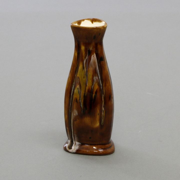 P & G Ceramics, Specimen vase