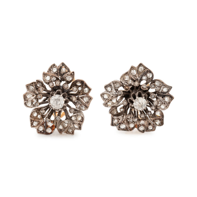 DIAMOND FLOWER EARCLIPS