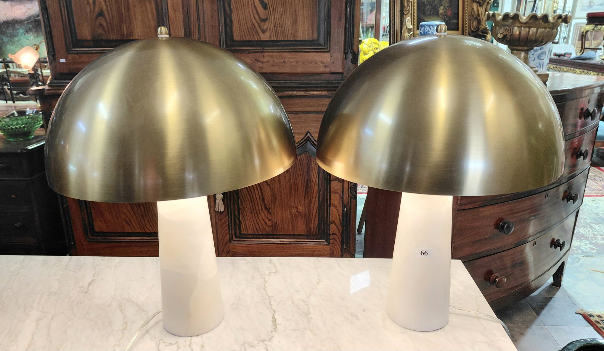 66 · PAIR OF STYLISH TABLE LAMPS