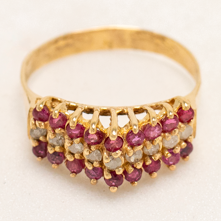 ANILLO CASUAL CON DIAMANTES Y RUBÍS