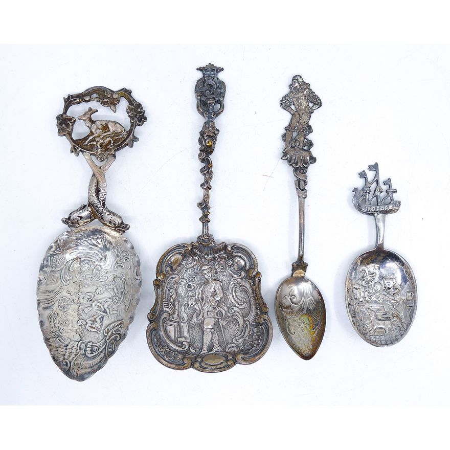Box 4pc Ornate 800 Silver Tea Caddy Spoons etc. - 107 Grams TW