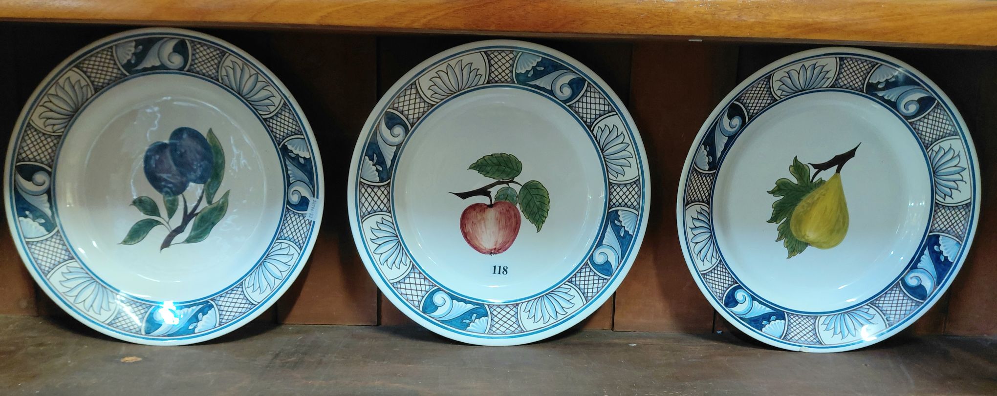 118 · PORTUGUESE FRUIT THEMED PLATES