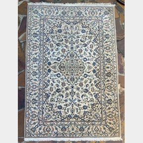 CREAM AND BLUE KASHAN IN EXCELLENT CONDITION. SIZE 307X197. CONDITION IS ALMOST BRAND NEW. - 50698/546
