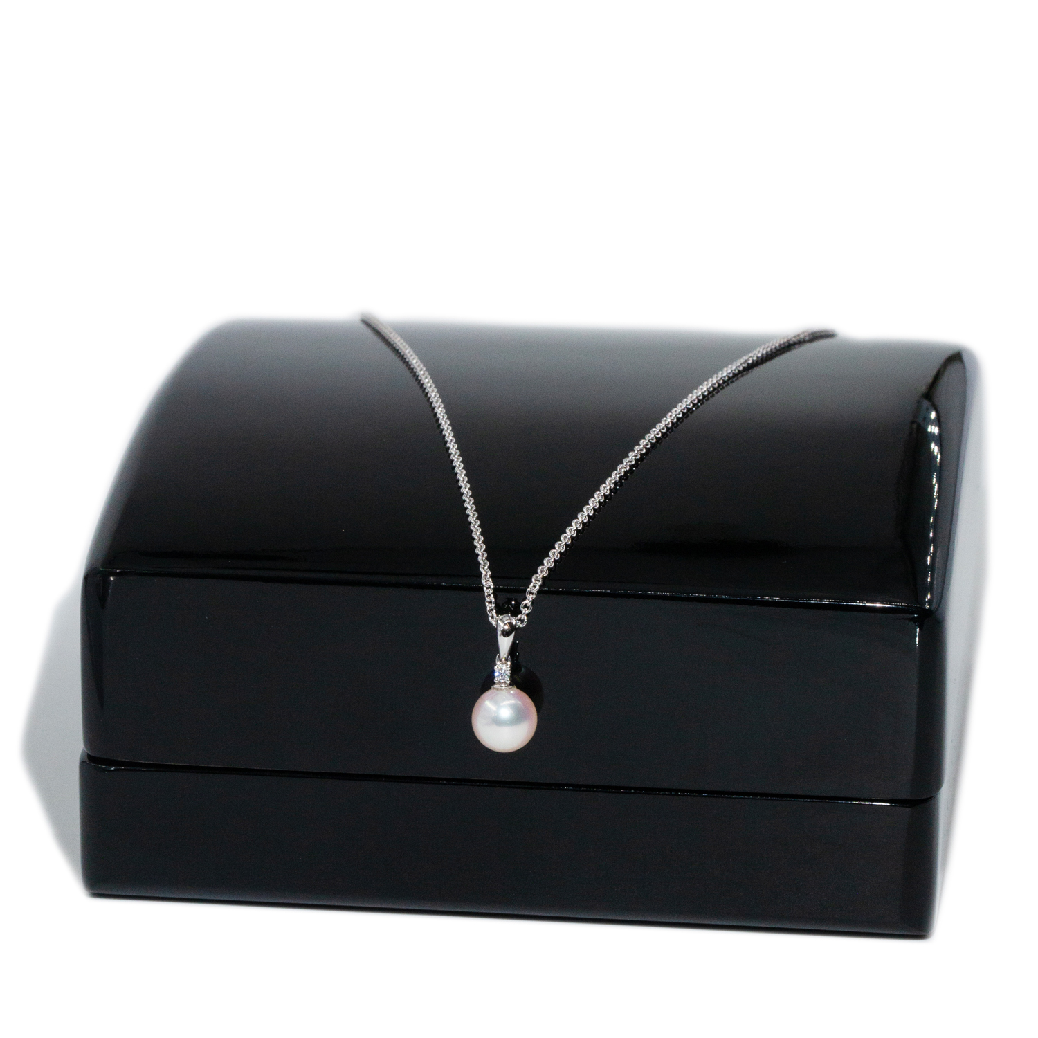 Akoya Pearl & Diamond Pendant on 18ct Chain