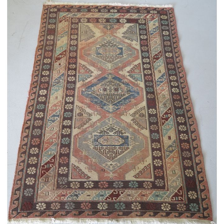 PERSIAN FLAT WEAVE RUG